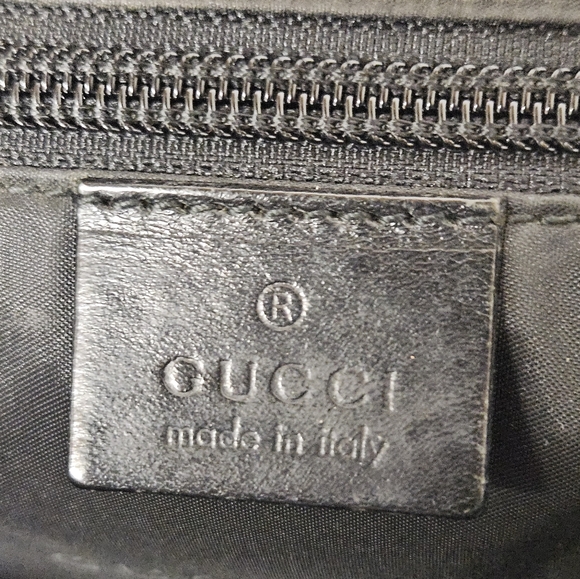 Gucci Crossbody Messenger Bag In Black Nylon And Leather With Silver Accents - Picture 13 of 15